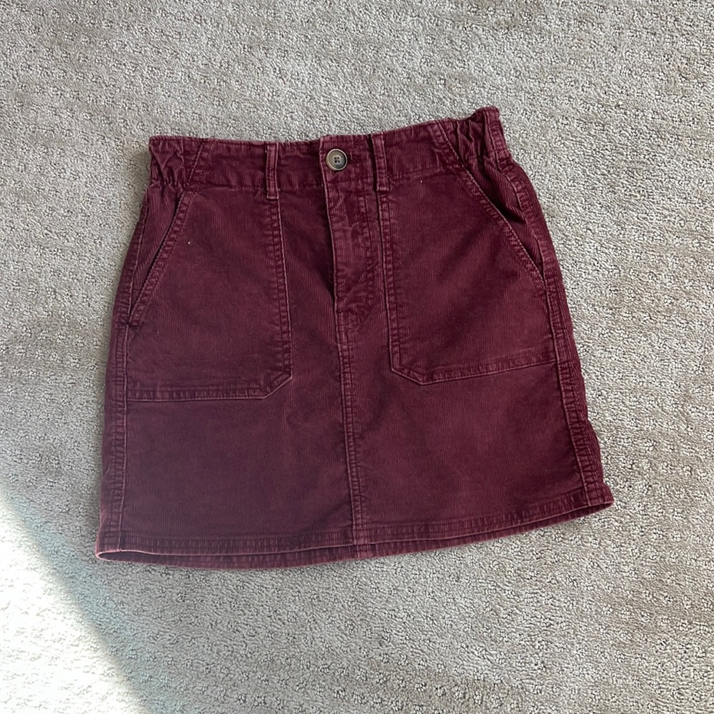 Maroon American Eagle skirt